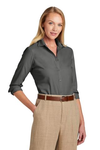 Women's Wrinkle-Free Stretch Nailhead Shirt